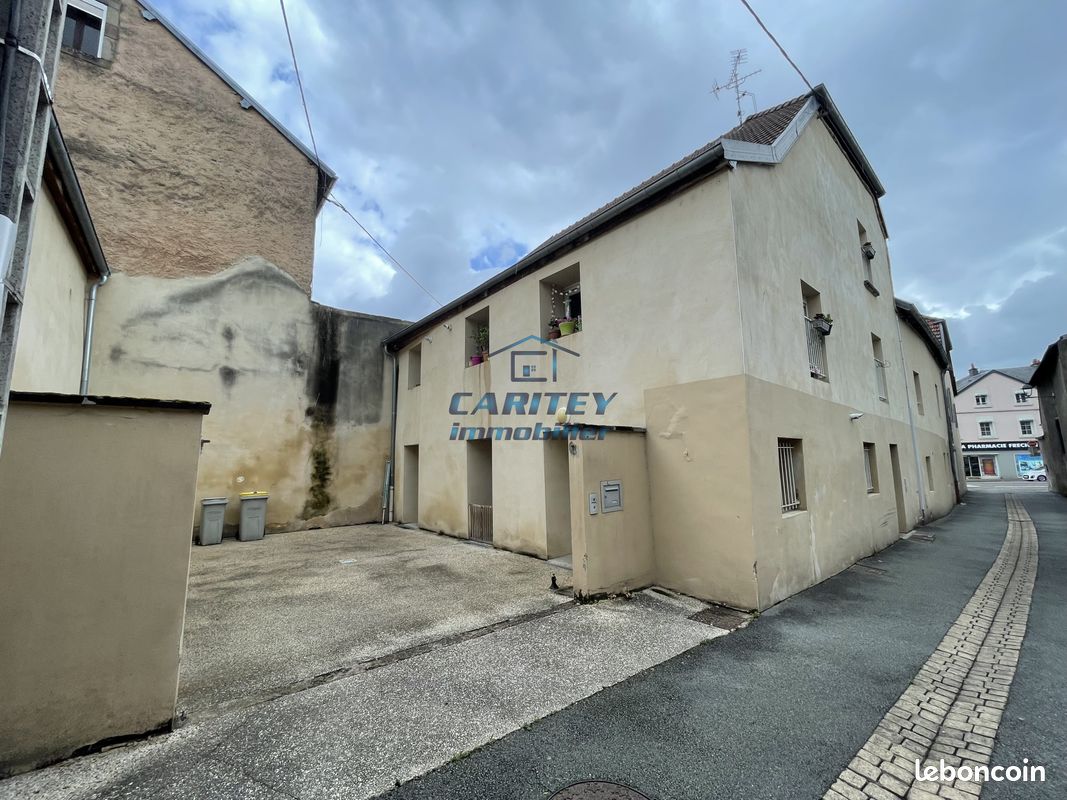 Appartement 3 pièces 62 m² · à Lure · 62 m² · 69 000 €
