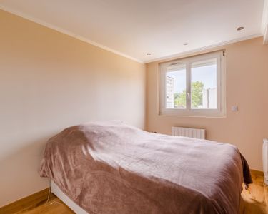 Appartement 275 000 € - 77 m²