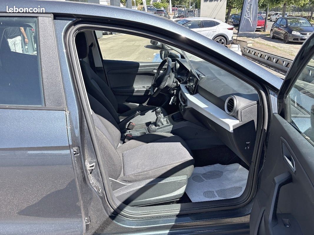 SEAT Ibiza 1.0 TSI 95 ch S/S BVM5 Copa (image 18)