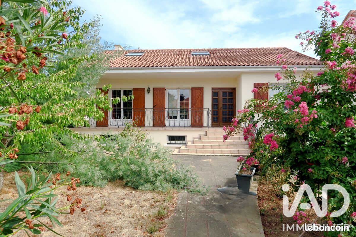 Maison 7 pièces 103 m² · à Chauvigny · 103 m² · 200 000 €
