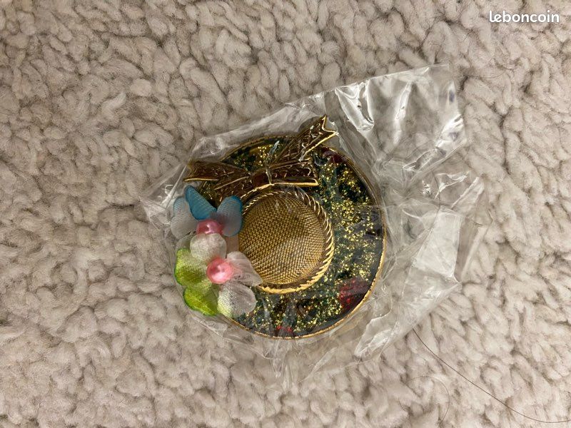 Lot De 5 Broches Vintage - Occasion - Bijoux Anciens Pour Collection Ou Style Rétro