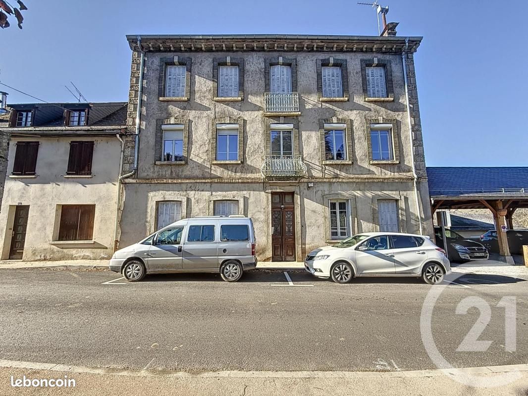 Local commercial 460 m² · à Castillon-en-Couserans · 460 m² · 215 000 €