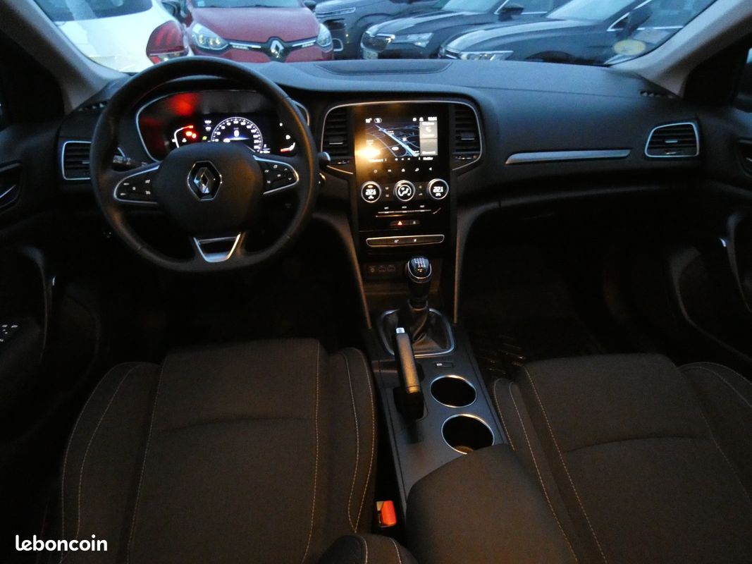 RENAULT MEGANE IV BERLINE Blue dCi 115 - 20 Business (image 11)