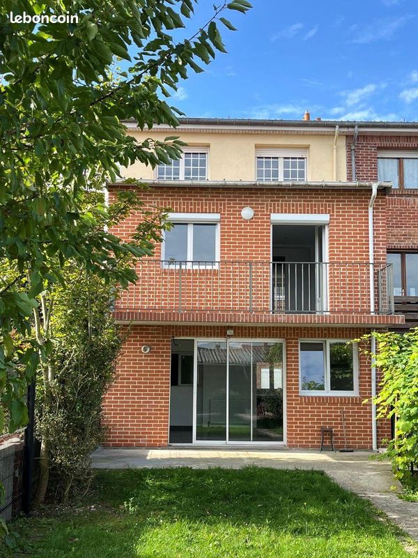 Maison 8 pièces 150 m² · à Hazebrouck · 150 m² · 227 000 €