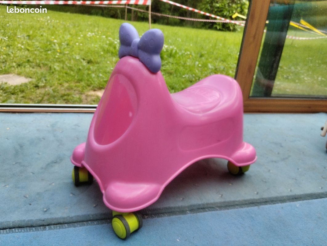 Trotteur Minnie (image 1)