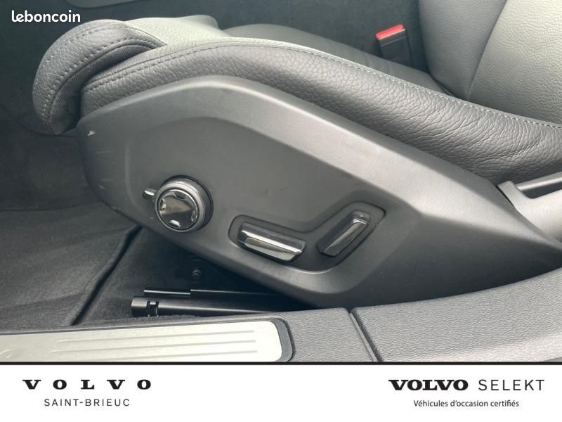 Volvo V60 B4 197ch Ultra Style Dark DCT 7 (image 21)