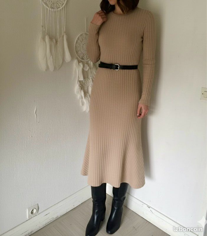 Robe longue en maille côtelé beige TS Zara taille petite Vêtements