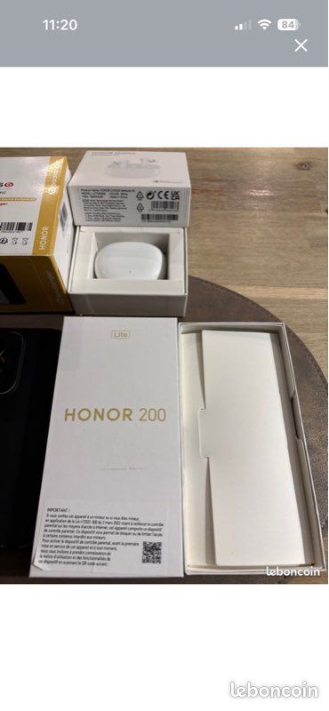 Honor 200 Lite + Earbuds 5 (image 5)