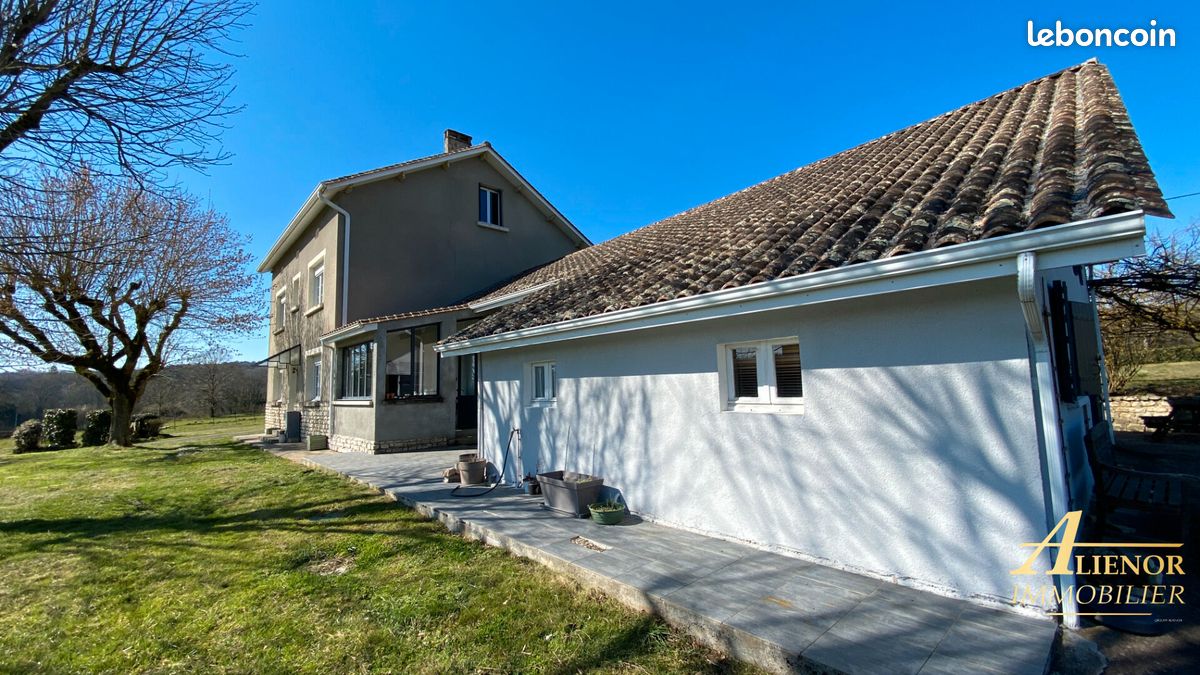 Maison 12 pièces 210 m² · à Brantôme en Périgord · 210 m² · 299 900 €