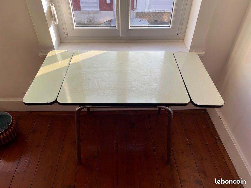 Table Formica avec rallonges (image 2)