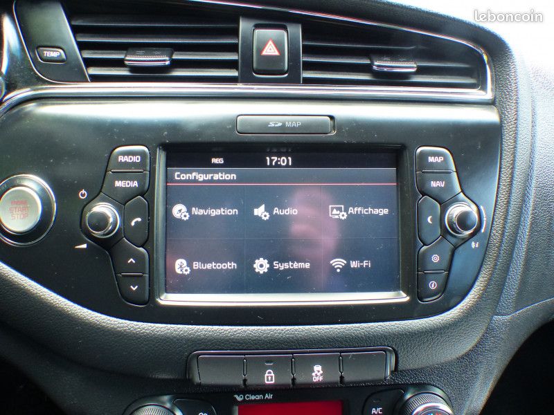 Kia CEE'D 1.6 CRDI 136CH GT LINE DCT (image 24)