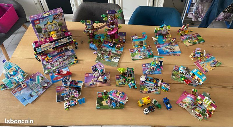 Lot lego friends (image 1)