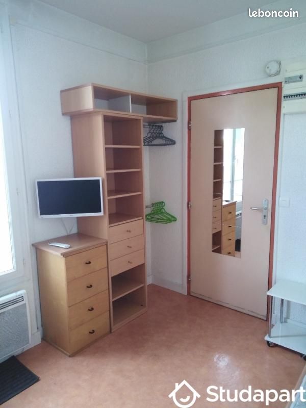 Appartement 1 pièce 14 m² · à Villejuif · 14 m² · 690 €/mois