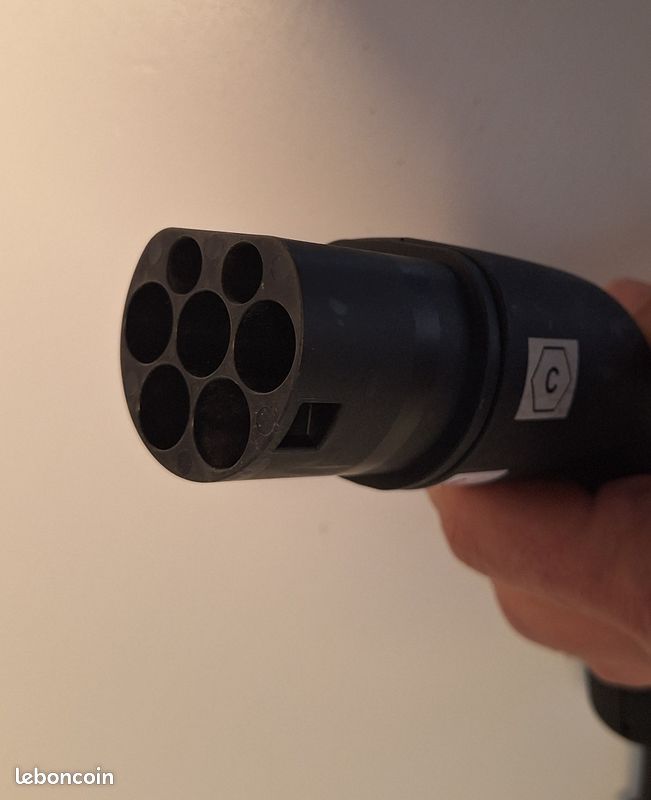Câble Recharge Véhicule Electrique T2 32A (image 3)
