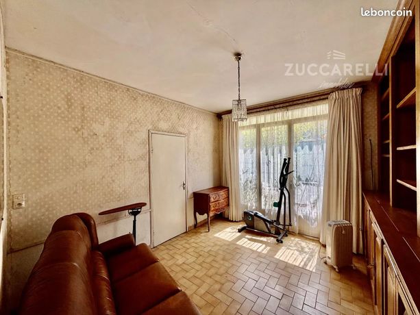 Maison de ville 7 pièces 170 m² — 23