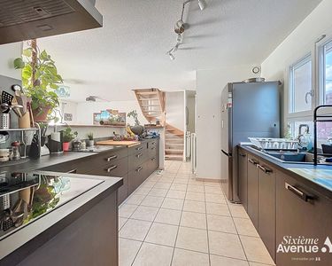Maison 380 000 € - 111 m²