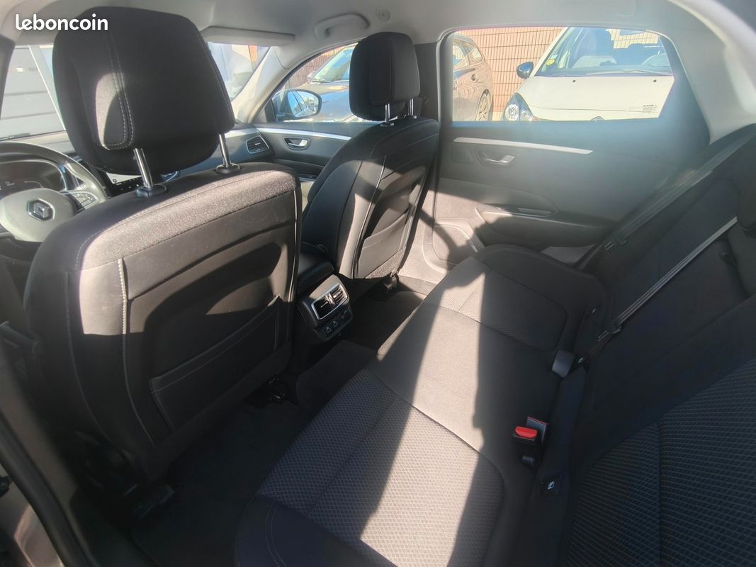 RENAULT TALISMAN 2.0 BLUEDCI 160 CH BUSINESS EDC BVA / SUIVI RENAULT / CARPLAY / CAMERA / SIEGE CONDUCTEUR MASSANt (image 28)