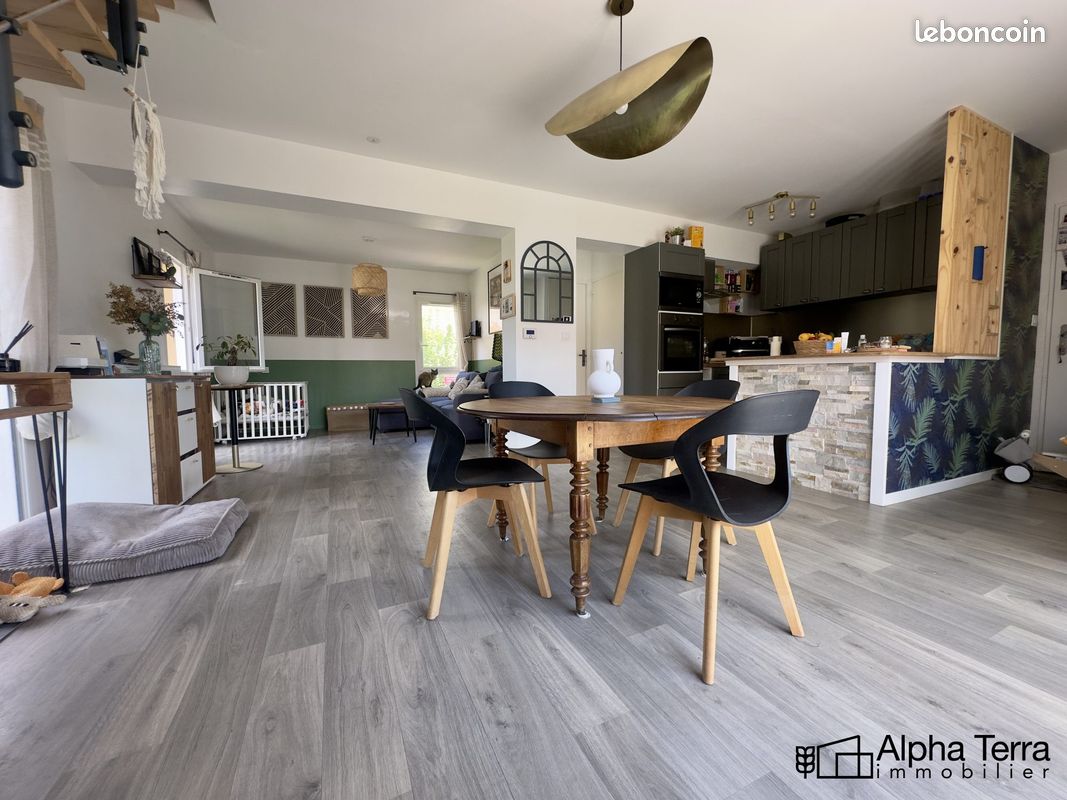 Maison 3 pièces 73 m² · à Saint-Martin-de-May · 73 m² · 200 000 €