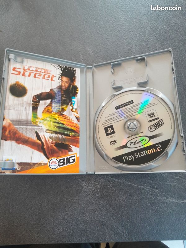 Jeu PS2 Fifa Street 2 édition Platinum - Complet En Bon état Pour PlayStation 2