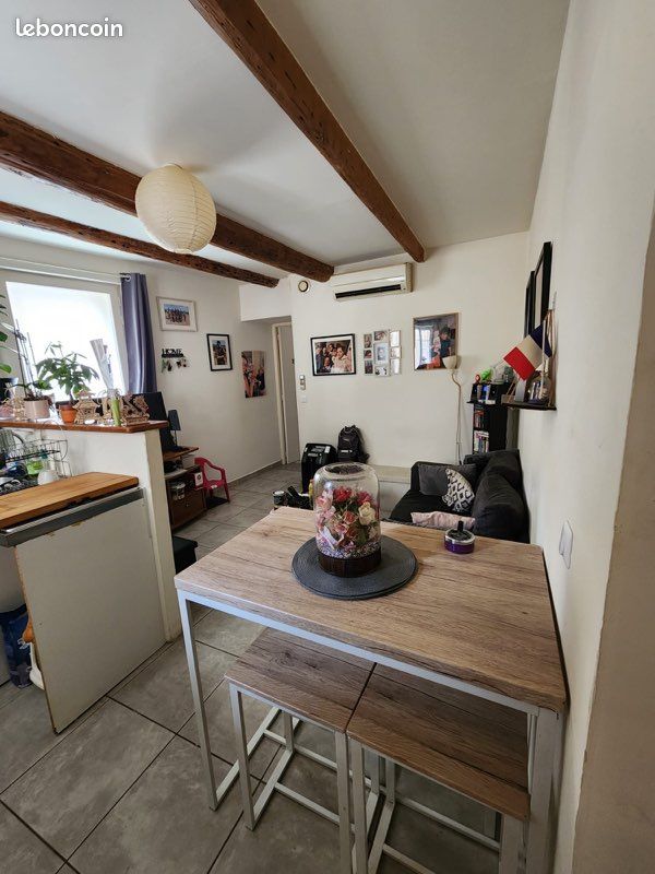 Appartement 2 pièces 34 m² · à Saint-Geniès-de-Comolas · 34 m² · 560 €