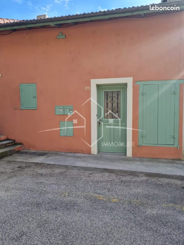 Appartement 3 pièces 77 m² · à Hauterives · 77 m² · 590 €
