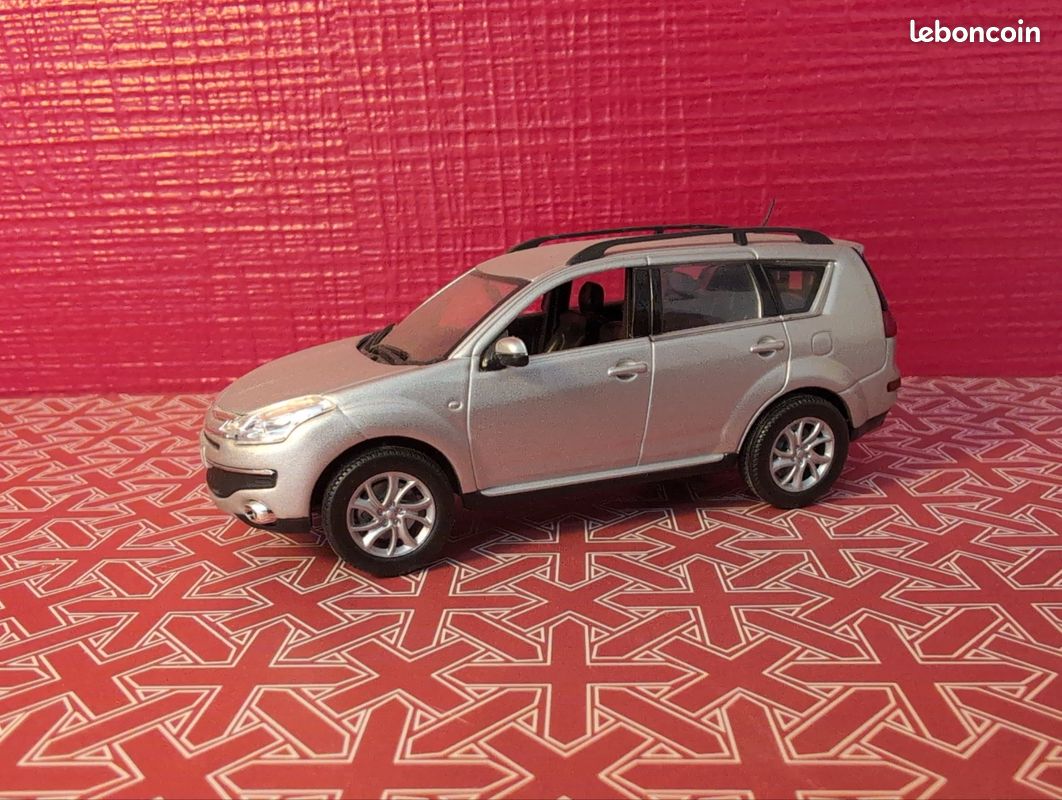 Norev 1/43 - Citroën C-Crosser Gris Métal - Très Bon état Avec Boîte
