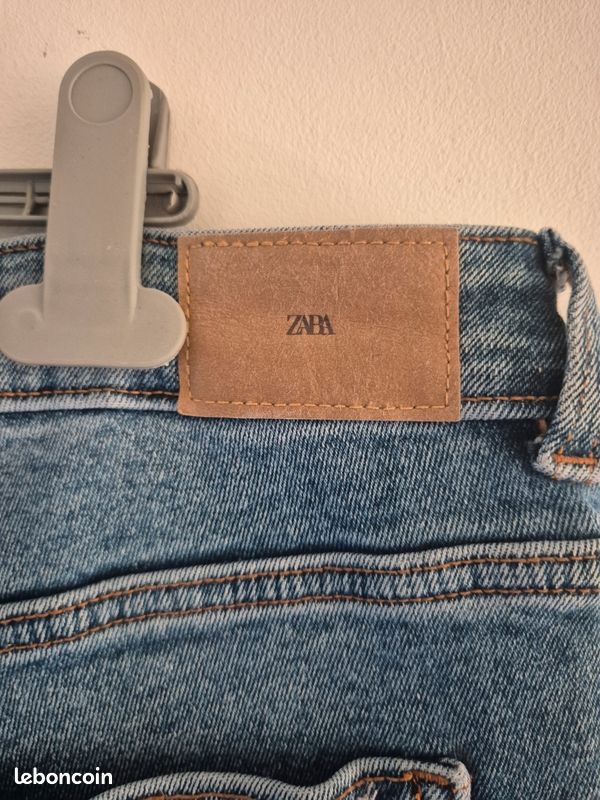 Jean Zara bleu évasé / flare - Poches plaquées - Taille 38 (image 7)