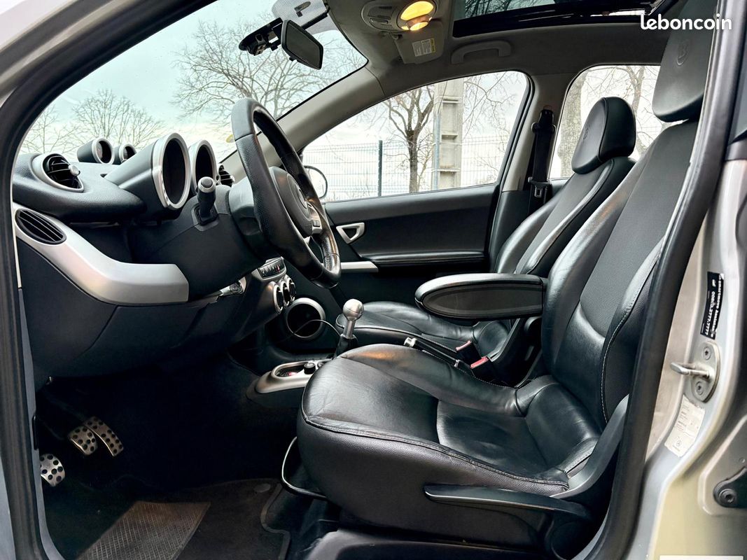 Smart Forfour 1.5 T 177ch BRABUS BVM - Toit Ouvrant Sièges Chauffant Bluetooth Jantes Alliages Apple CarPlay - Suivie et Garantie 12 mois (image 7)