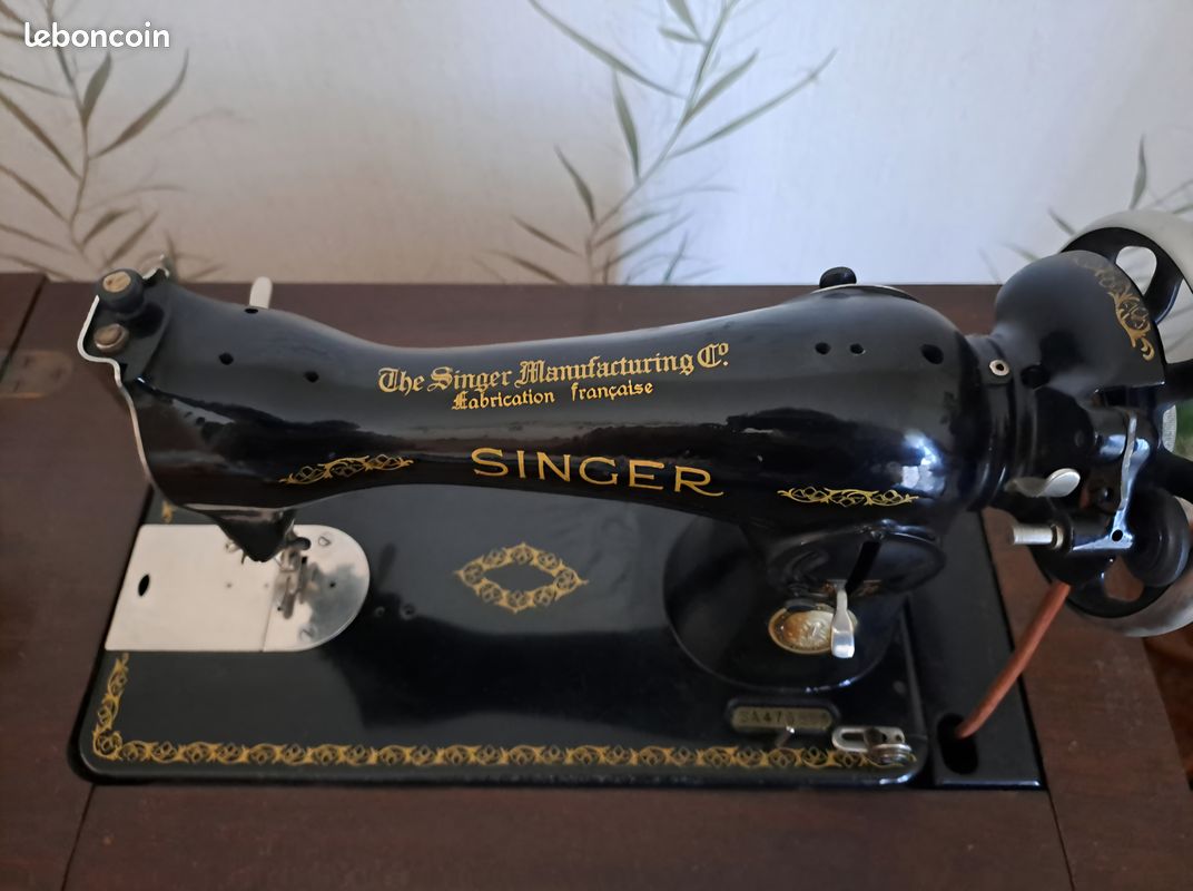 Machine à coudre ancienne SINGER, meuble (image 7)
