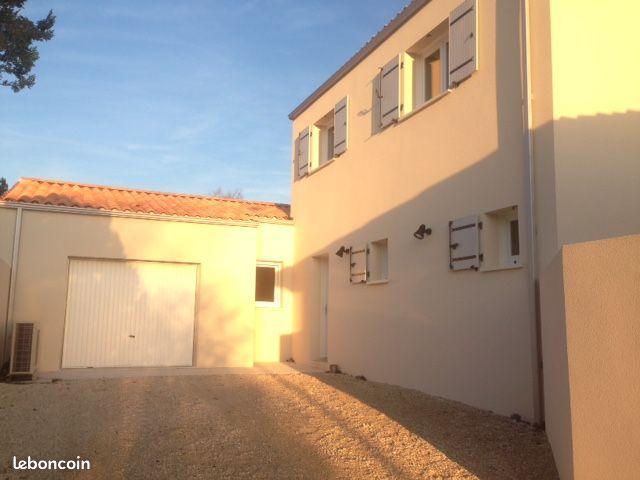 Maison 5 pièces 134 m² · à L'Houmeau · 134 m² · 1 825 €/mois