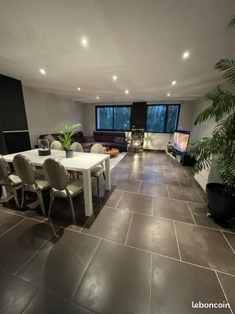 Appartement 4 pièces 114 m² · à Nancy · 114 m² · 1 112 €