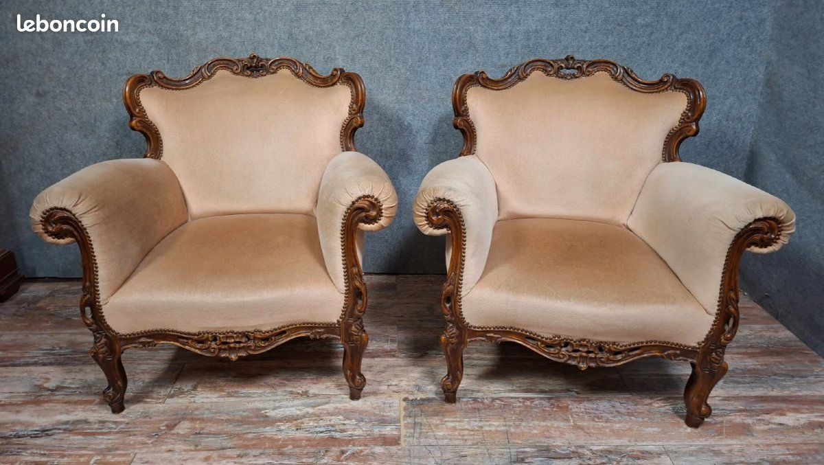 Paire De Chaises Louis XV En Noyer Sculpté - XXème Siècle, Dossier Sculpté