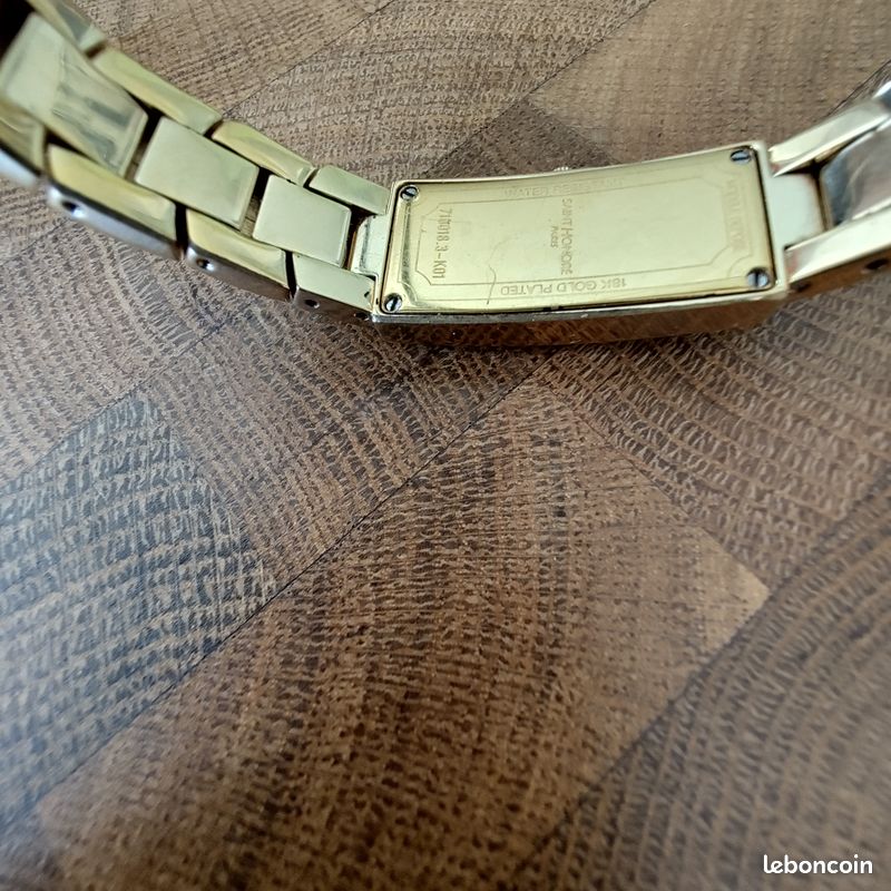 Montre Saint Honoré - Boîtier Et Bracelet Plaqué Or 18K - Occasion - Modèle Classique