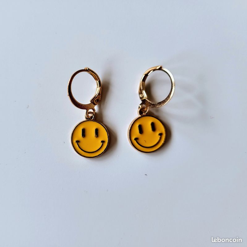 Boucles d'oreilles Smiley Jaune (image 1)