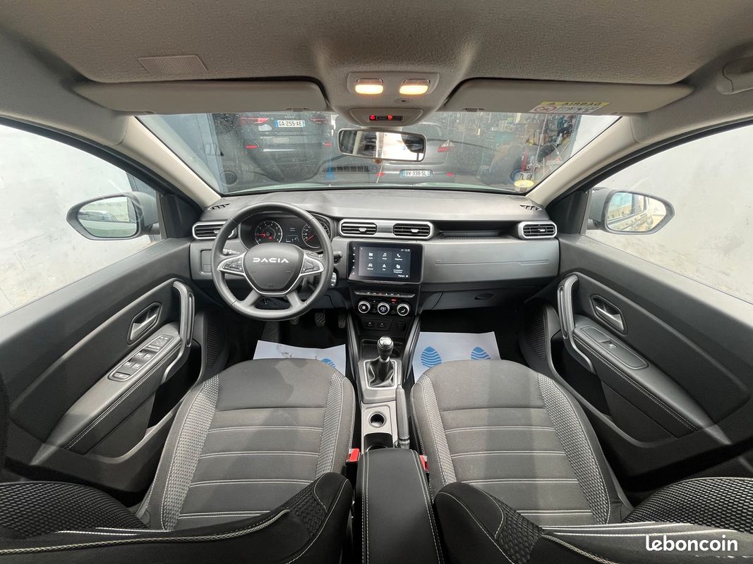 Dacia DUSTER 1.5 BLUE DCI 115 Journey + Blue dCi 115 4x2 (image 7)