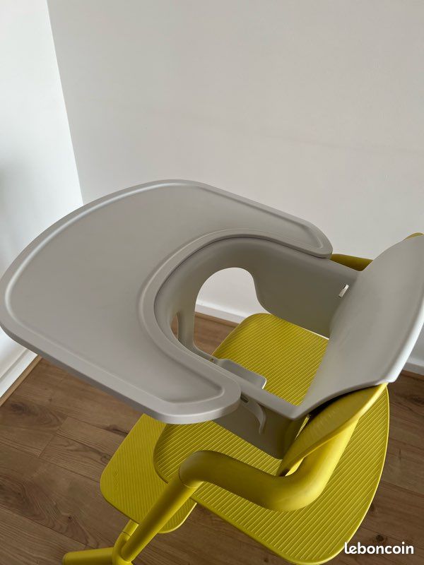 Chaise haute Cybex avec accessoires (image 5)
