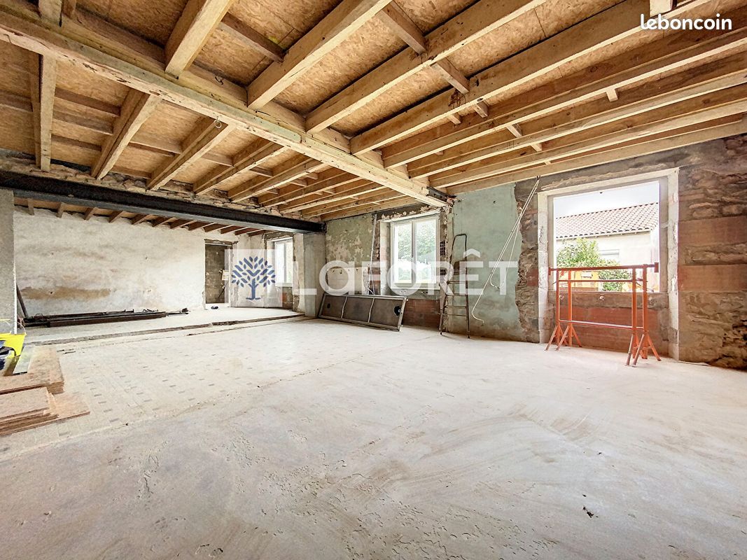 Maison 4 pièces 130 m² - Moncoutant-sur-Sèvre 79320 (image principale 2)