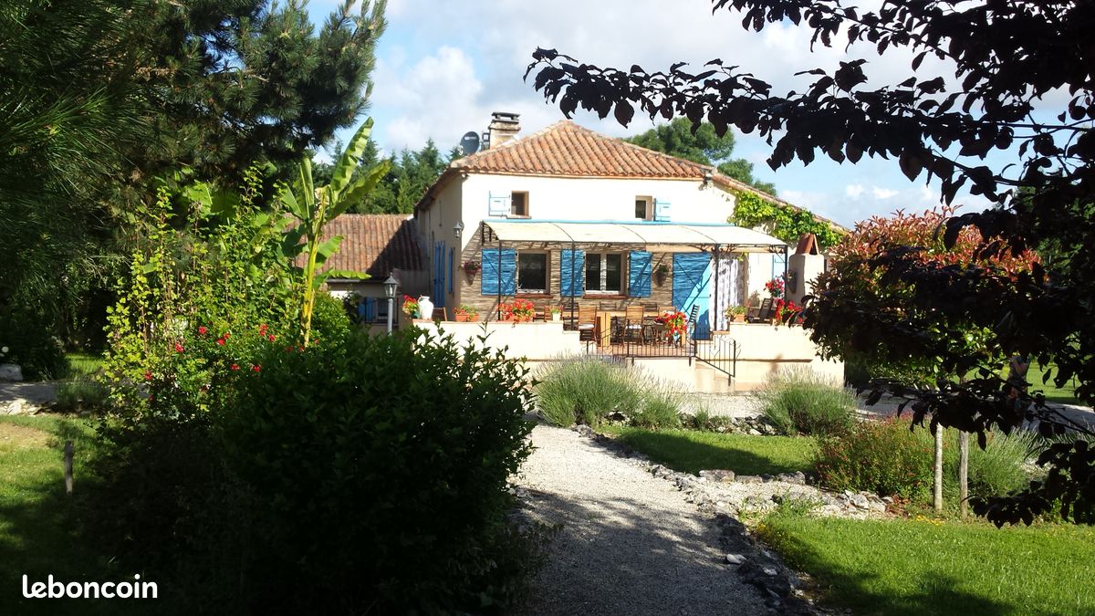 Chambres d'hotes" Gites - Locations saisonnières