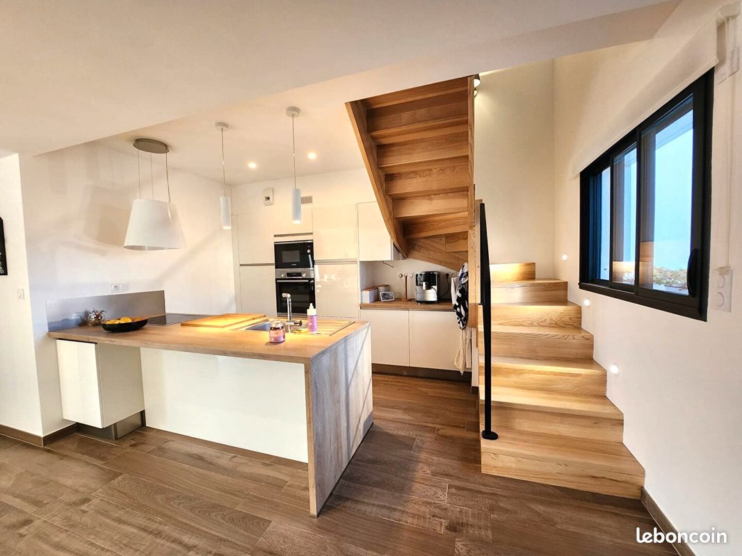 Maison 5 pièces 105 m² · à Plougoumelen · 105 m² · 487 692 €
