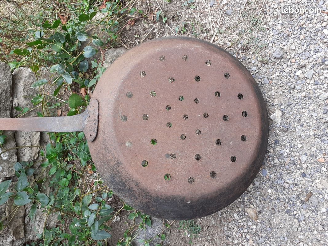 Poêle à châtaignes (image 3)