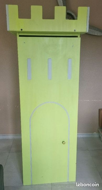 Armoire chevalier (image 1)