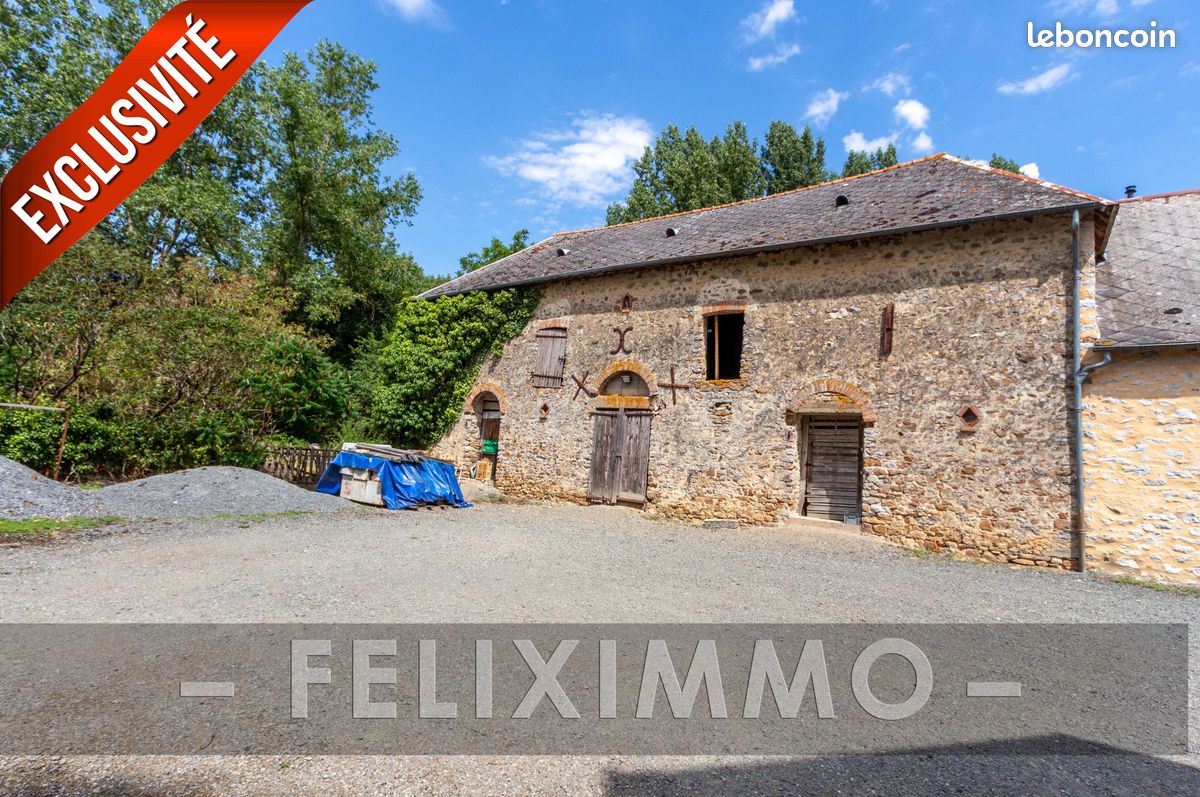 Maison 1 pièce 166 m² · à Évron · 166 m² · 66 000 €