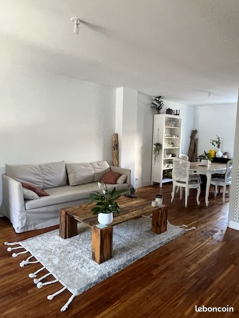 Maison 5 pièces 77 m² · à Châtellerault · 77 m² · 695 €/mois