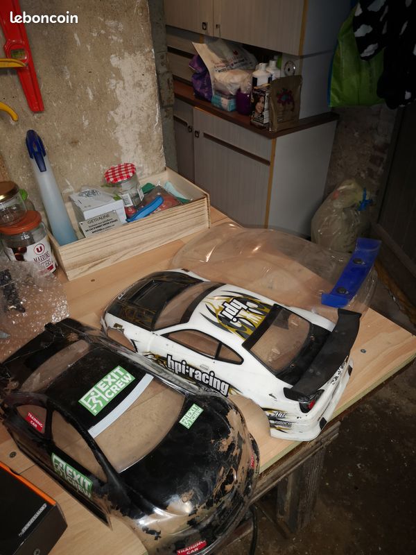 Vend voiture radio commandée (image 1)