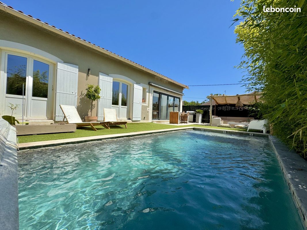 Maison 7 pièces 160 m² · à Carpentras · 160 m² · 385 000 €