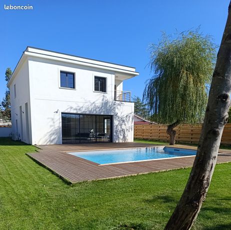 Maison 6 pièces 215m²