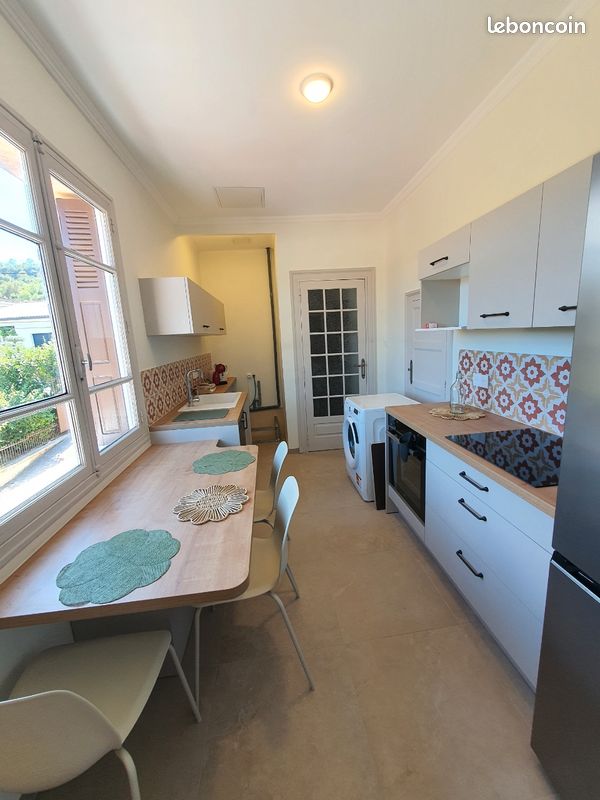 Appartement 3 pièces 70 m² · à Saint-Romain-en-Gal · 70 m² · 1 050 €/mois