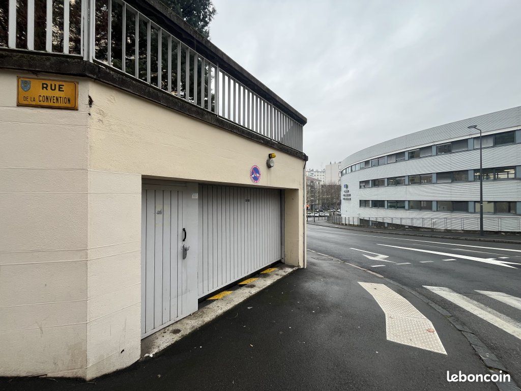 Garage/box Saint Etienne · à Saint-Étienne · 60 €/mois