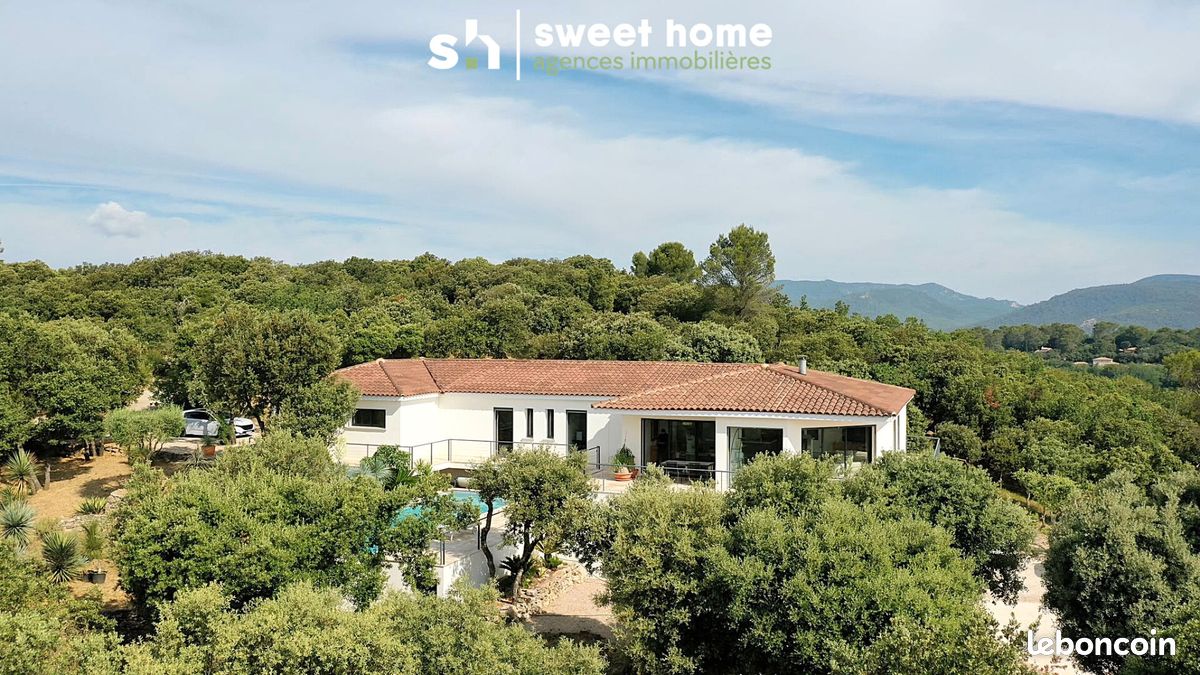 Maison 6 pièces 213 m² · à Néoules · 213 m² · 828 000 €