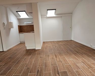 Immense studio climatisé neuf
